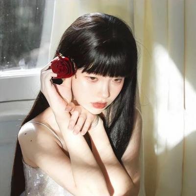 美丽笨女人